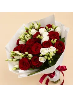 Red Roses & White Eustoma